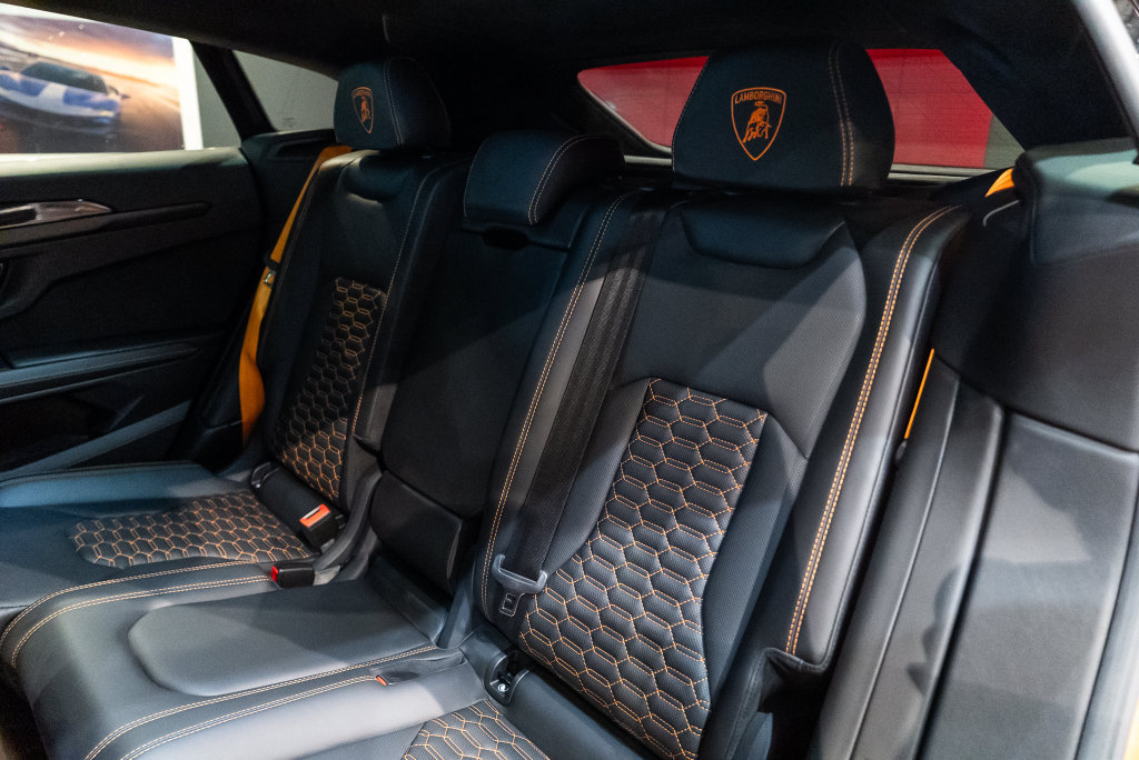 Used 2024 Lamborghini Urus S AWD/4WD image 46