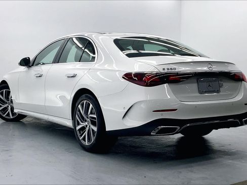 Used 2026 Mercedes-Benz E 350 Sedan image 5