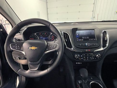 Used 2024 Chevrolet Equinox LT FWD image 37