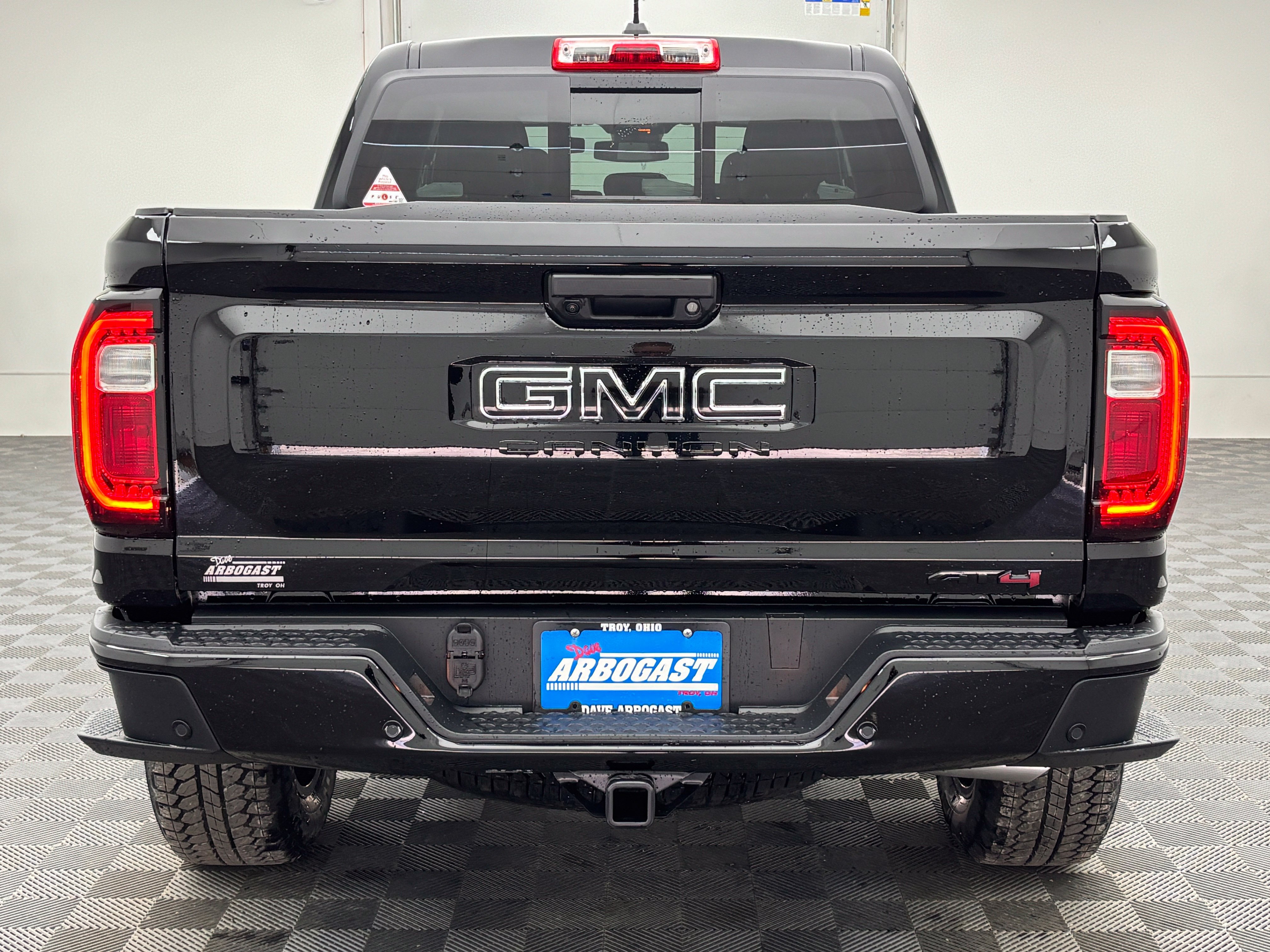 New 2026 GMC Canyon AT4 w/ Nightfall Essentials Package AWD/4WD image 8