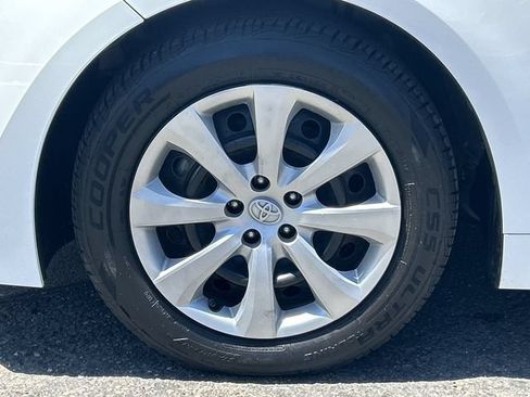 Used 2023 Toyota Corolla LE FWD image 10