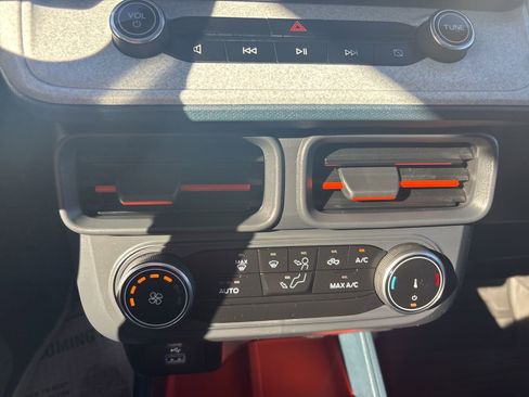 Used 2024 Ford Maverick XLT w/ Equipment Group 300A Standard image 18