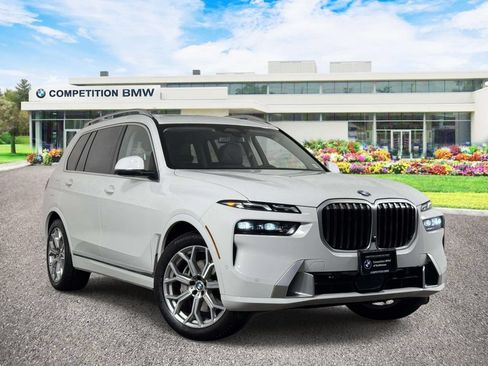 Used 2026 BMW X7 xDrive40i AWD/4WD image 1