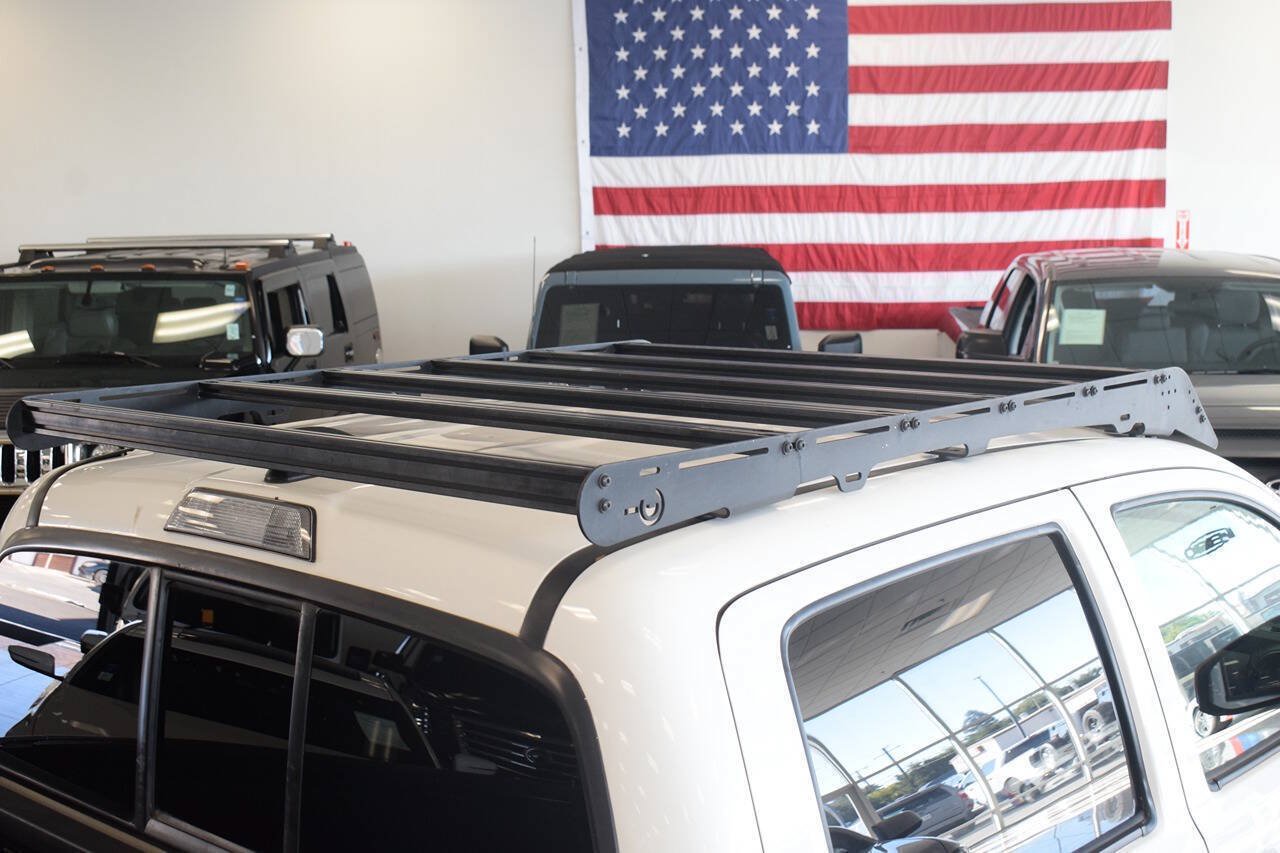 Used 2021 Toyota Tacoma SR AWD/4WD image 18