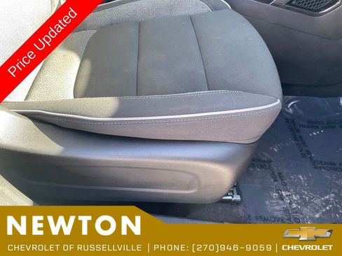 Used 2023 Chevrolet TrailBlazer LT FWD image 24