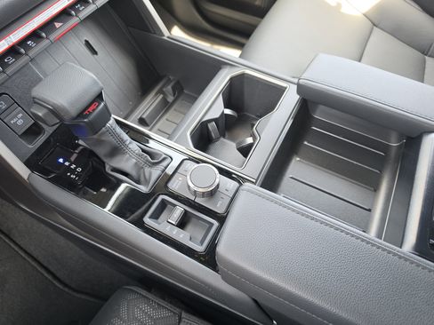 Certified 2025 Toyota Tundra Limited w/ TRD Off-Road Package image 23