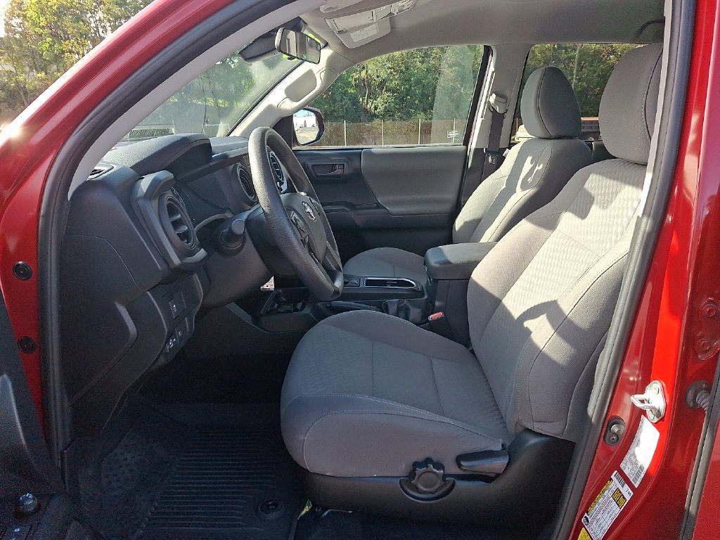 Used 2023 Toyota Tacoma SR AWD/4WD image 13