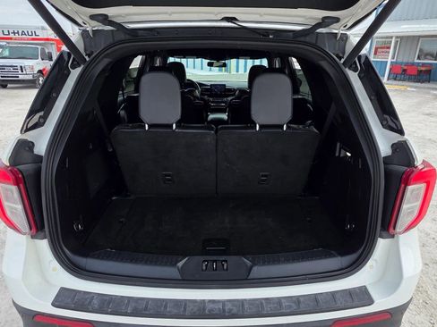 Used 2020 Ford Explorer ST image 27