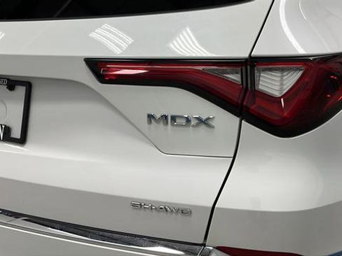 Used 2024 Acura MDX SH-AWD w/ Advance Package image 39