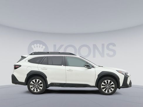Used 2023 Subaru Outback Limited XT image 8