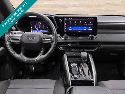 Used 2023 Chevrolet Colorado Trail Boss image 2