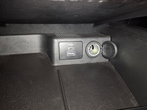 Used 2024 Ford Escape ST-Line w/ Equipment Group 301A image 16