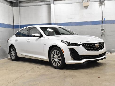 Used 2023 Cadillac CT5 Luxury image 30