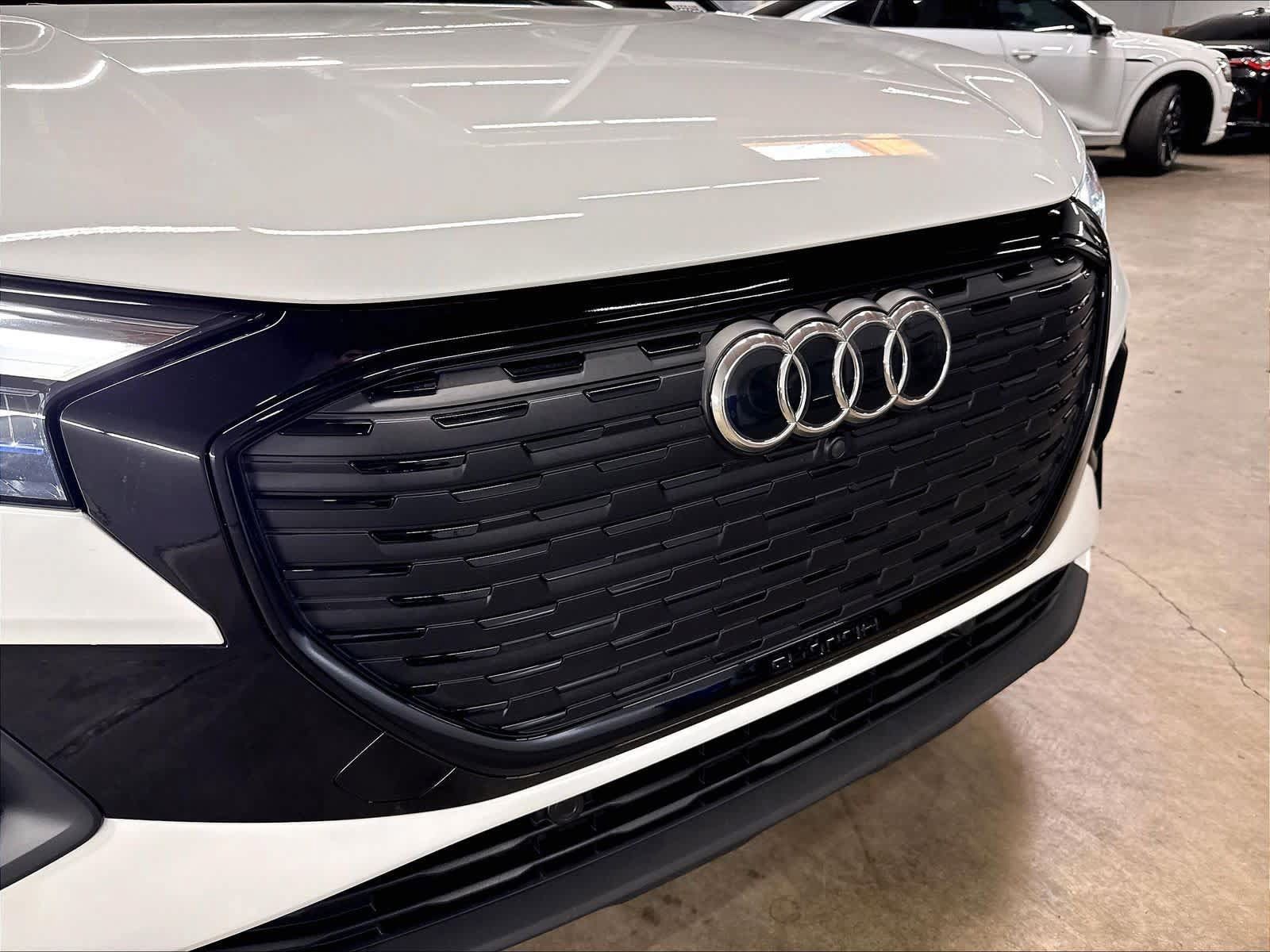 Used 2023 Audi Q4 e-tron Premium Plus AWD/4WD image 31
