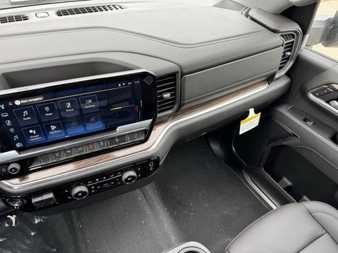 New 2026 Chevrolet Silverado 3500 LT w/ All Star Edition image 20