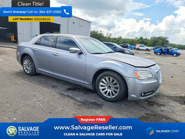 Used 2014 Chrysler 300 w/ Driver Convenience Group RWD image 5