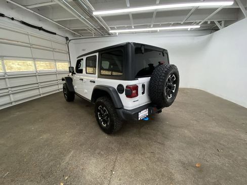 Used 2024 Jeep Wrangler Unlimited Rubicon 4xe image 4