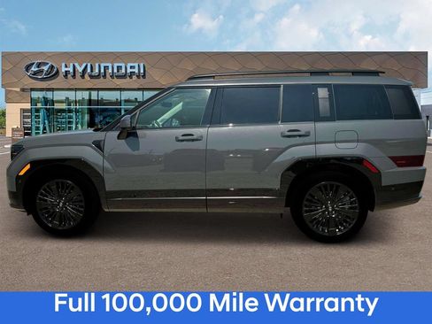 Used 2025 Hyundai Santa Fe Calligraphy FWD image 3