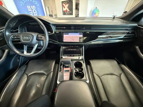 Used 2019 Audi Q8 Prestige AWD/4WD image 21