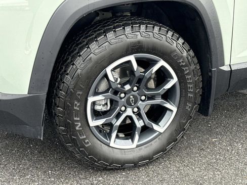 Used 2026 Chevrolet Equinox ACTIV w/ Convenience Package III image 29