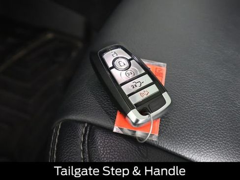 Used 2022 Ford F350 Lariat w/ Tremor Off-Road Package AWD/4WD image 47