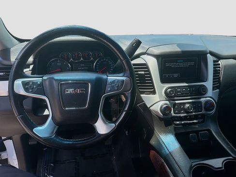 Used 2019 GMC Yukon SLE w/ Convenience Package RWD image 10