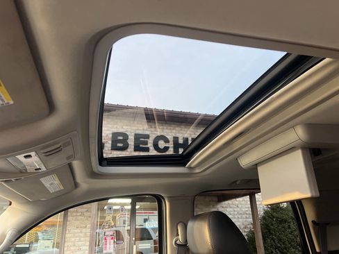 Used 2013 Chevrolet Tahoe LT image 28