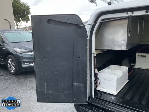 Used 2022 Toyota Tacoma SR image 10