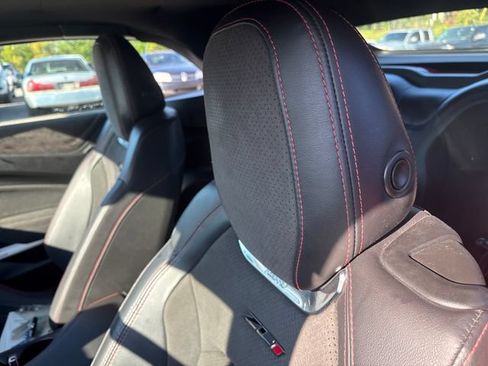 Used 2020 Chevrolet Camaro ZL1 RWD image 9