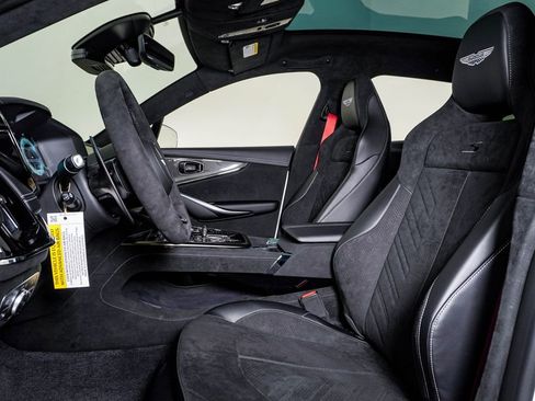 New 2026 Aston Martin DBX S image 21