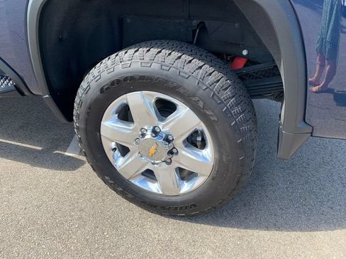 Used 2022 Chevrolet Silverado 3500 LTZ w/ LTZ Plus Package AWD/4WD image 11