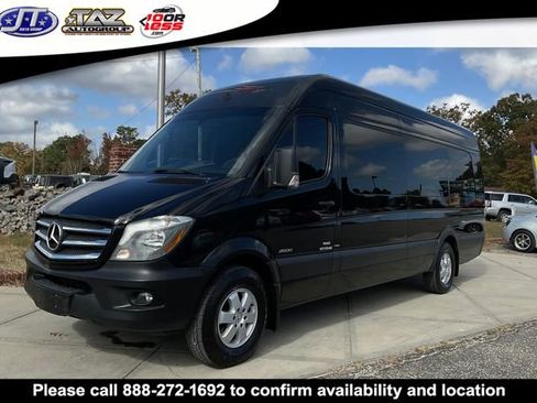Used 2016 Mercedes-Benz Sprinter 2500 image 4