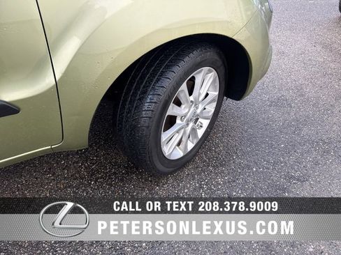 Used 2012 Kia Soul + image 10