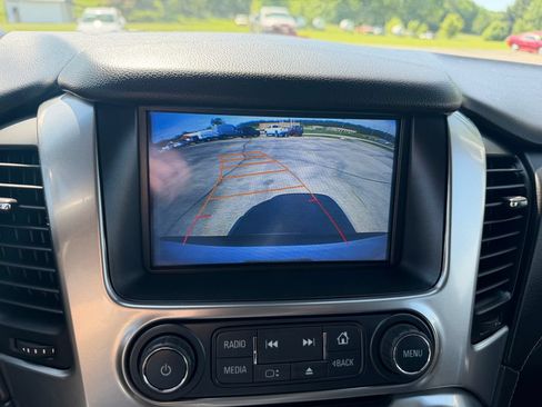 Used 2017 Chevrolet Tahoe LT AWD/4WD image 29