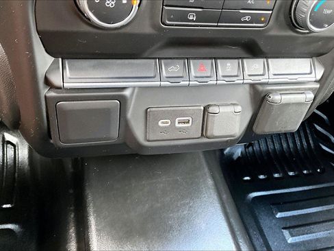 Used 2022 Chevrolet Silverado 1500 W/T w/ WT Fleet Convenience Package AWD/4WD image 17