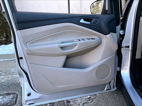 Used 2016 Ford Escape Titanium image 22