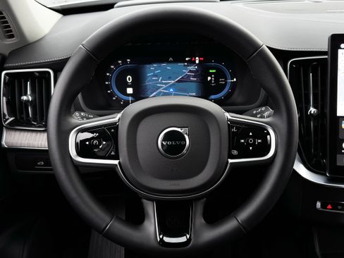 Used 2025 Volvo XC90 T8 Ultra image 18