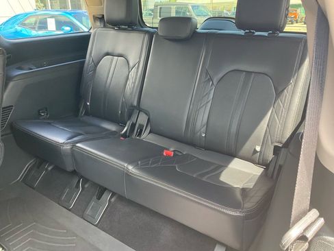 Used 2021 Ford Expedition Platinum image 23
