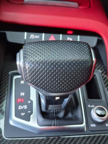 Used 2018 Audi R8 V10 plus AWD/4WD image 12
