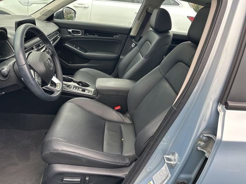 Used 2023 Honda Civic Touring image 8