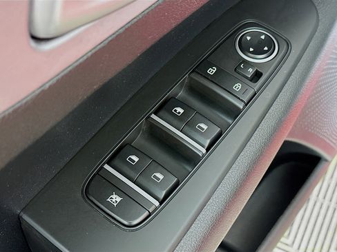 Certified 2023 Kia Forte LXS FWD image 17