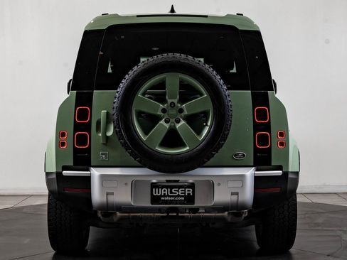 Used 2023 Land Rover Defender 110 75th Limited Edition image 7