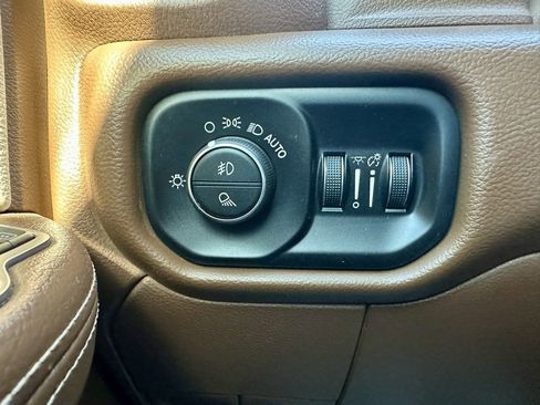 Used 2023 RAM 3500 Laramie image 18