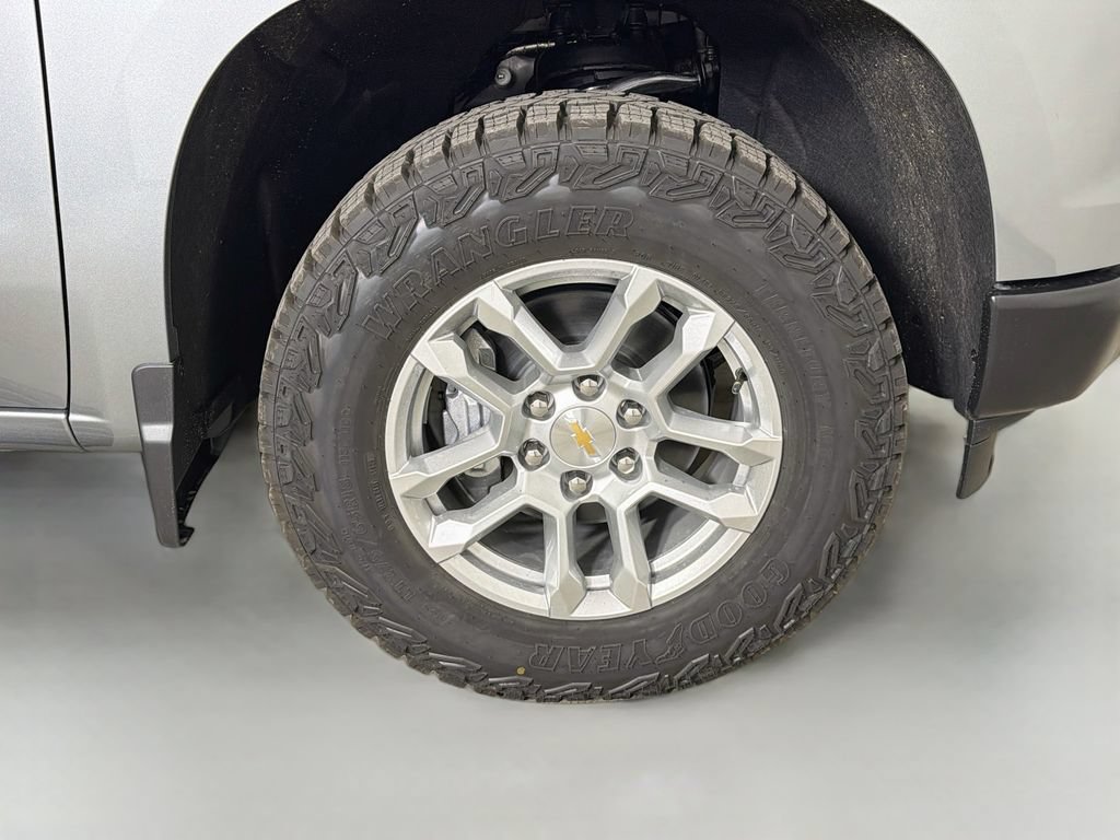 New 2026 Chevrolet Silverado 1500 W/T w/ WT Value Package AWD/4WD image 26