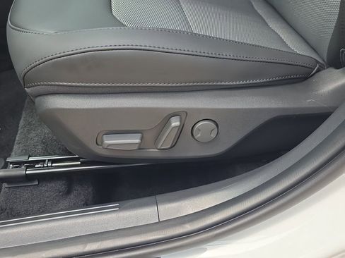 New 2026 Kia Niro EX FWD image 20