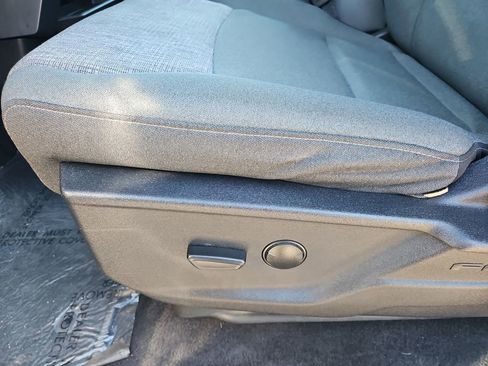 Used 2023 Ford F150 XLT image 16