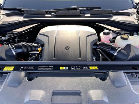 New 2026 Land Rover Range Rover SV AWD/4WD image 15