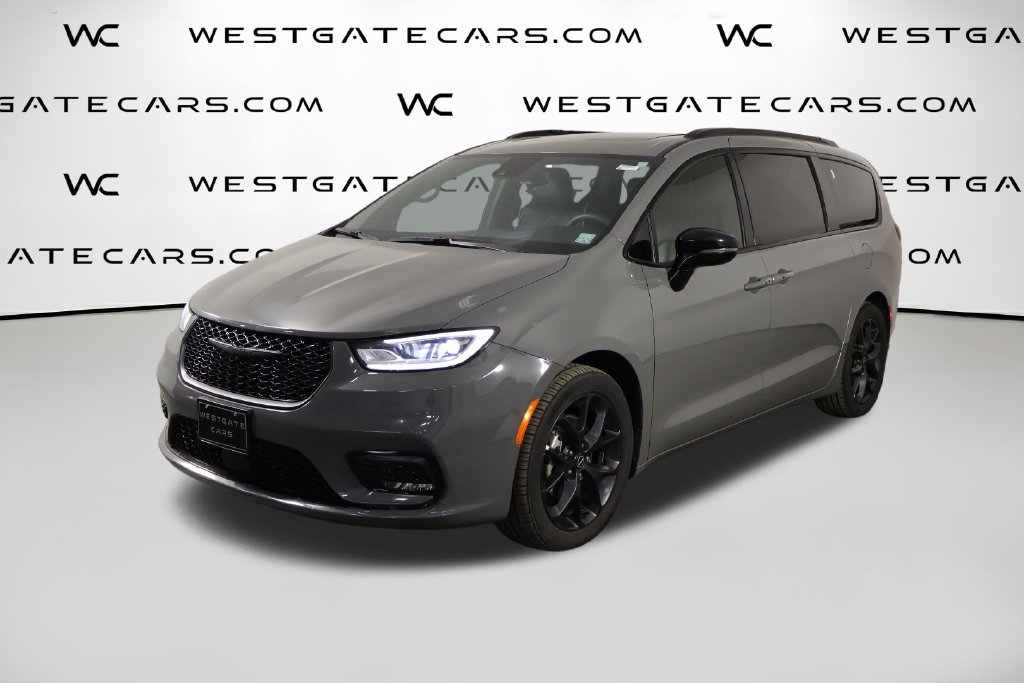 Used 2025 Chrysler Pacifica Limited FWD 360° Tour