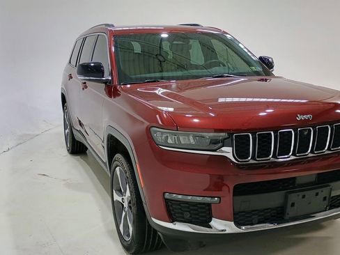 Used 2023 Jeep Grand Cherokee L Limited w/ Luxury Tech Group II AWD/4WD image 1