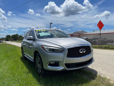 Used 2018 INFINITI QX60 FWD w/ Premium Plus Package image 3